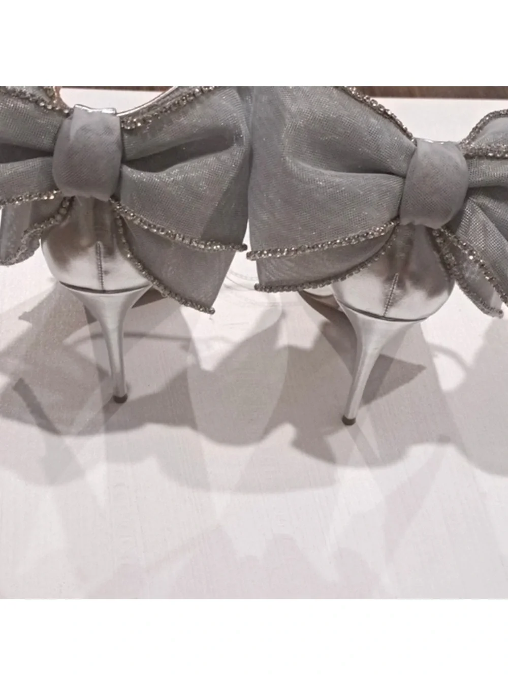 Steve Madden Women’s Back Bow BENNI SILVER RHINESTONES Heels Sz 10 NWOB